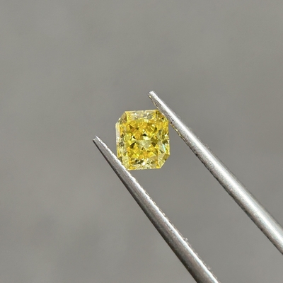 خرید 0.55ct VS2 لابراتوار ساخته شده قناري الماس زرد شعله دار برش OEM ODM online manufacture