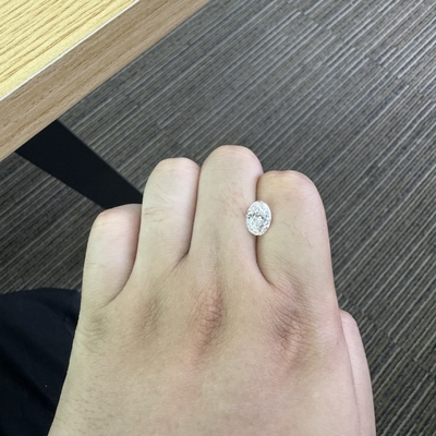 2.09ct قیمت مناسب الماس های تولید شده در آزمایشگاه VS1 شفافیت رنگ E شکل بیضی